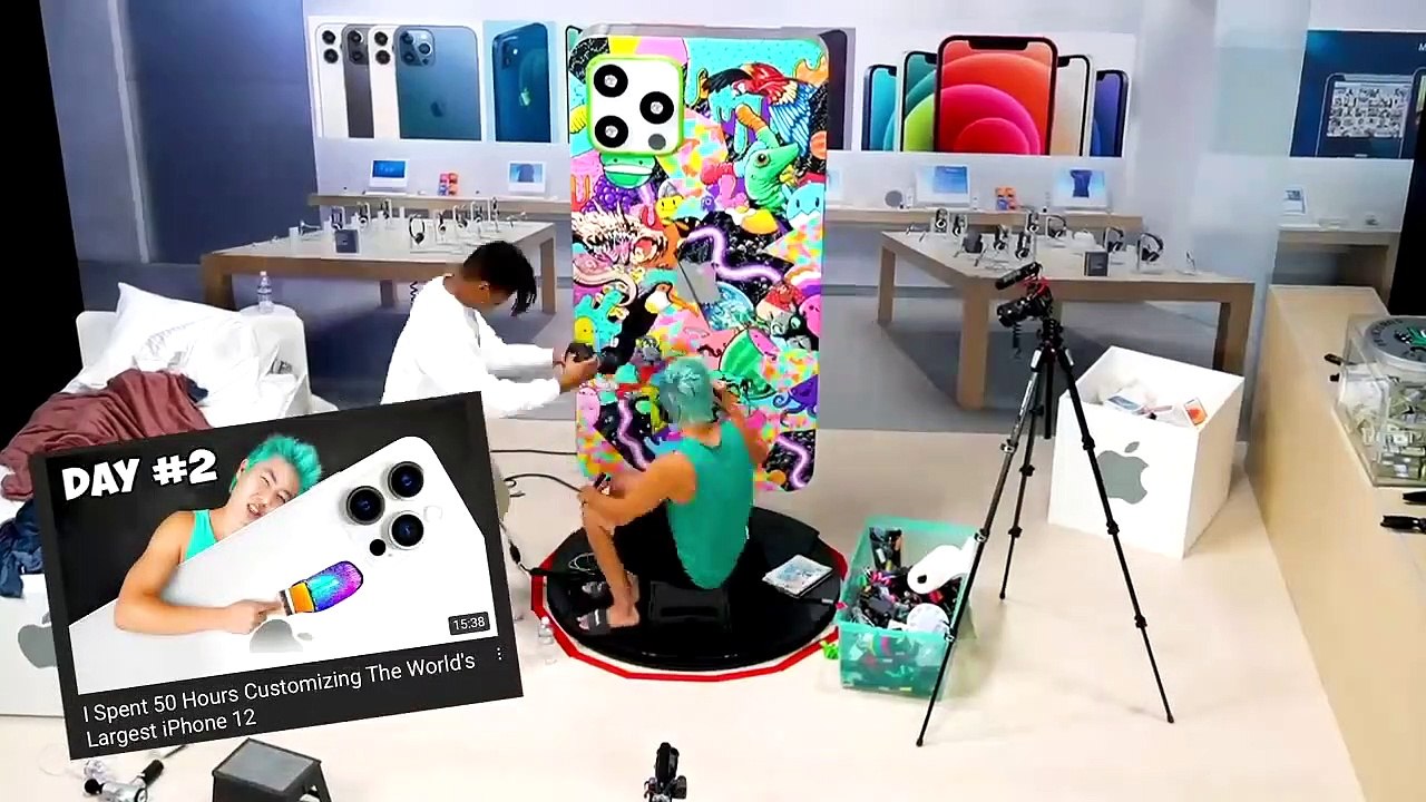I Spent 100 Hours Customizing The World's Largest PS5!