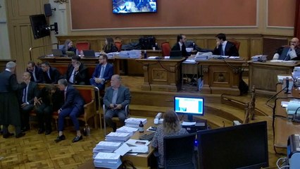 نيمار يؤكد أمام المحكمة أنه يوقّع دائمًا على ما "يقوله" له والده