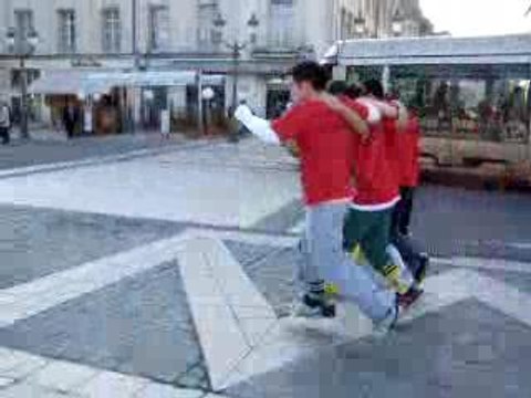 Manif dans les rues d'Orléans 06