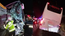Yolcu otobüsü ile TIR'ın çarpıştığı kazada 2 kişi öldü