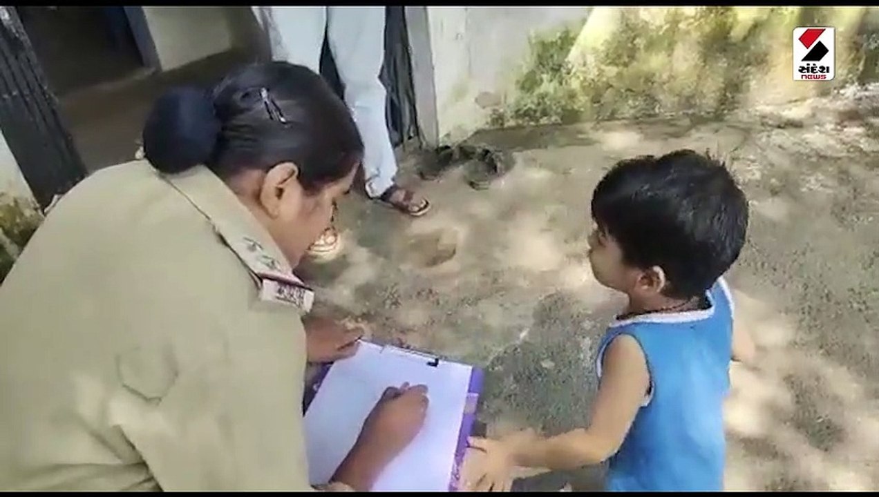 Video: મમ્મીની ફરિયાદ કરવા પોલીસ સ્ટેશન પહોંચેલ...