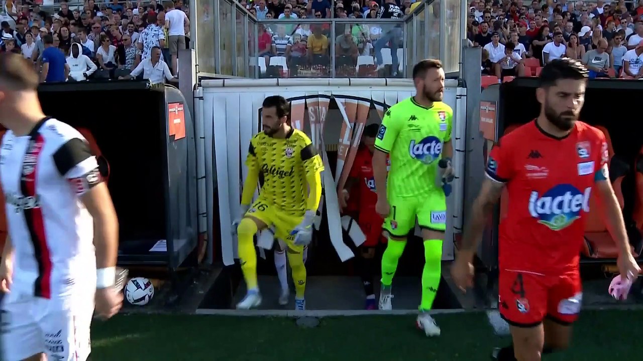 STADE LAVALLOIS MFC - EN AVANT GUINGAMP (1 - 2)...