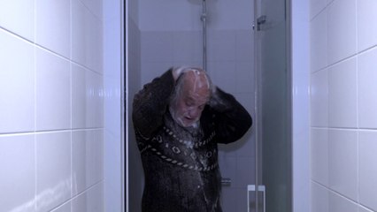 Douche froide - Groland - CANAL+