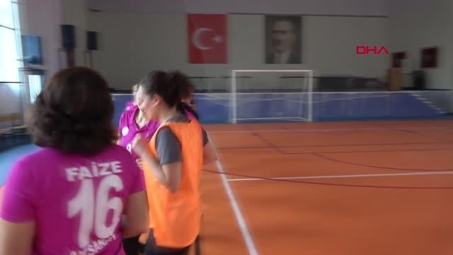 Son dakika haberi... SPOR Dostluk maçında kazanan yine kadın sporu oldu