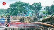 Pascabanjir Bandang, Lumpur dan Bongkahan Kayu di Jembatan di Bali Dibersihkan