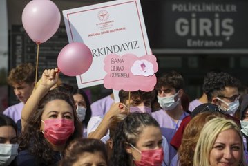 Ankara gündem haberi: Ankara Şehir Hastanesi doktorları, "Meme Kanseri Farkındalığı" için yürüdü
