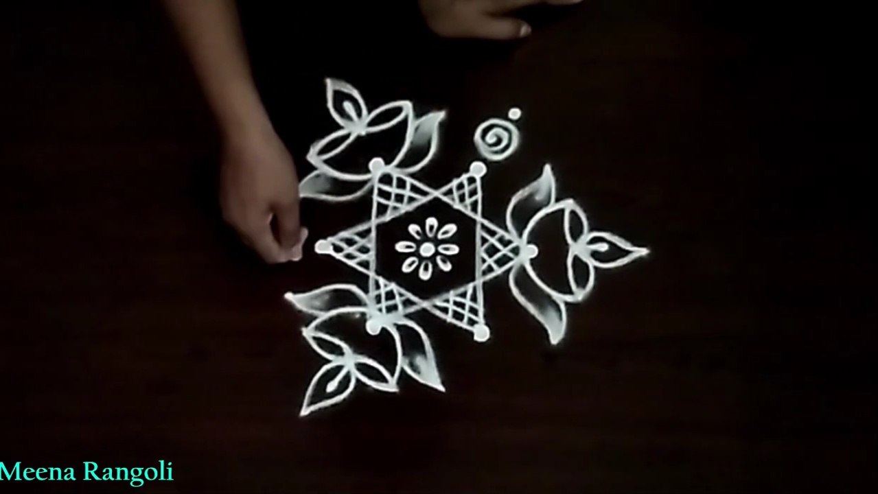 Diyas Rangoli design with dots - Vilakku Kolam/Deepam Muggulu/Diya ...