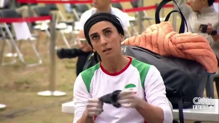 Güvenliğinden endişe edilen İranlı sporcu Elnaz Rekabi Tahran’a döndü