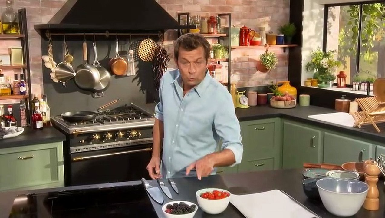 Chaussons aux fruits rouges par Laurent Mariotte