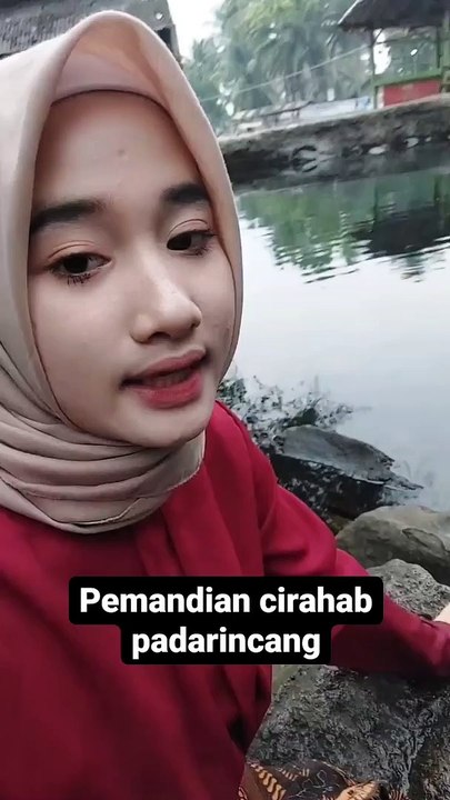 Gadis Desa !!! pemandian cirahab banten #viral #gadis desa