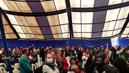 Por falla técnica en el avión, canciller no llegó a diálogos regionales en Ipiales y chiflaron al Gobierno