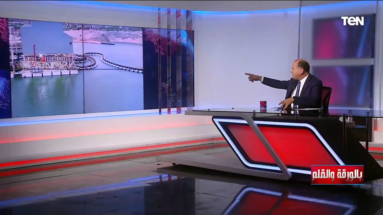 حفار مصري مفيش زيه في العالم.. كيف تخرج الرمال...