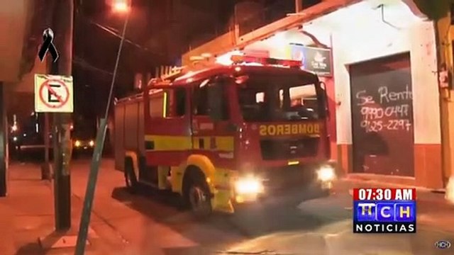 Dos ocupantes de moto heridos tras chocar con árbol #MovilSPS