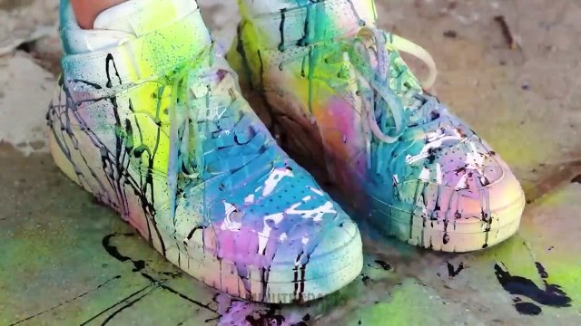 Give Your Old Shoes A Second Life How To Customize Your Favorite Shoes_