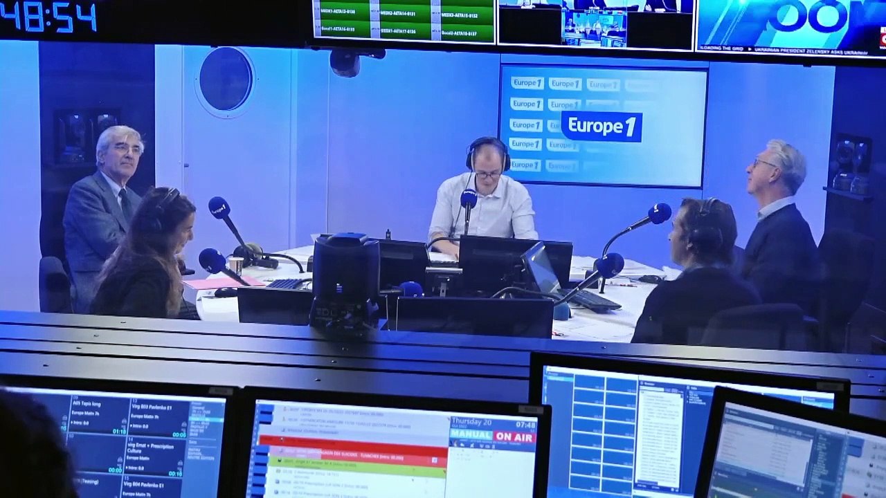 L'hommage à Jean Teulé et l'exposition «Années 80. Mode, design et graphisme en France» au Musée des Arts décoratifs de Paris