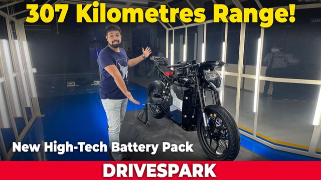 Ultraviolette F77’s New High-Tech Battery Pack Revealed; Production-Ready F77 Showcased | Walkaround