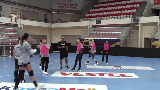 Kastamonu haber | KASTAMONU - EHF Şampiyonlar Ligi'ndeki ilk galibiyet, Kastamonu Belediyespor'da moralleri yükseltti