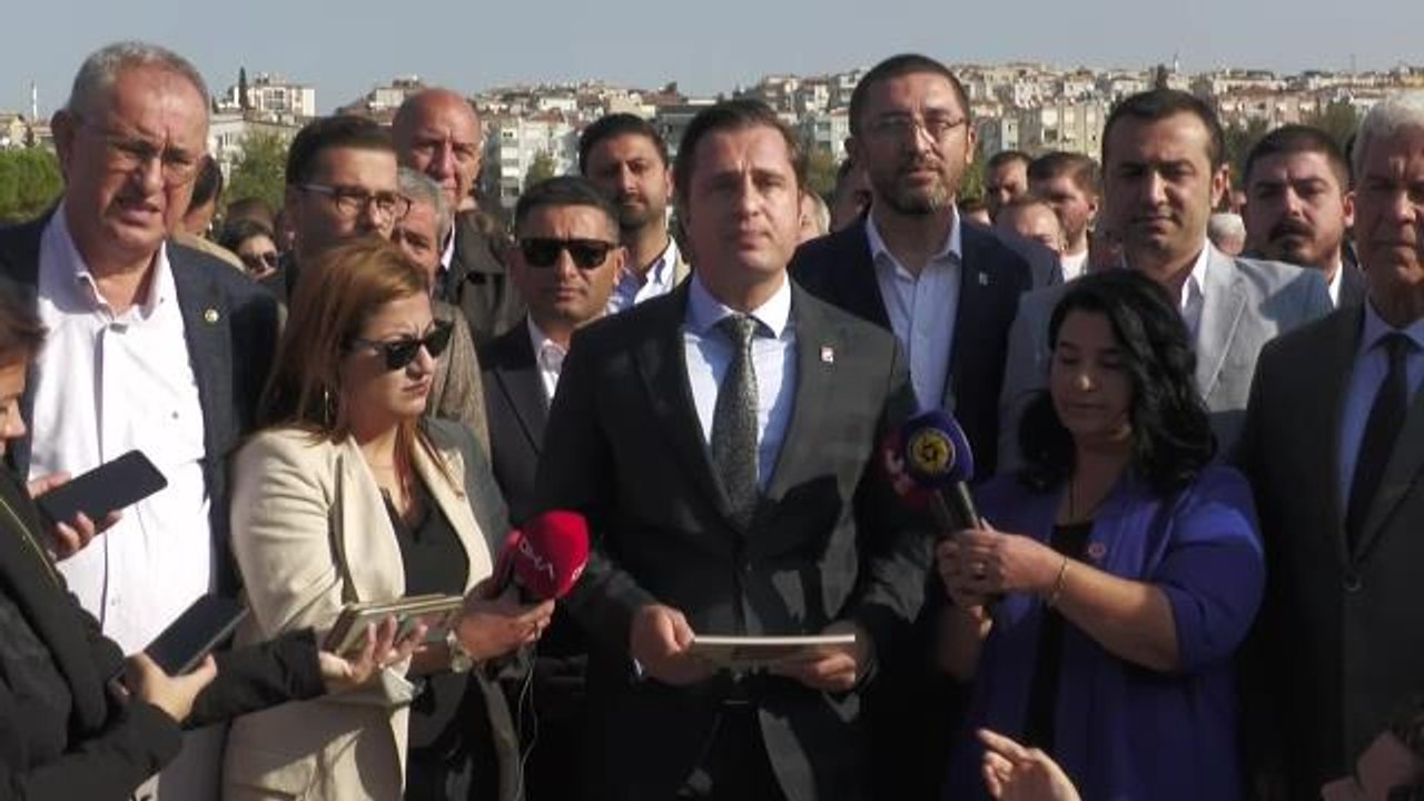 İzmir haberleri: CHP İzmir'den Çevre Şehircilik ve İklim Değişikliği Bakanlığı'na "Buca Cezaevi Alanı" Tepkisi: "İzmir'e ve Buca'ya İhanettir"