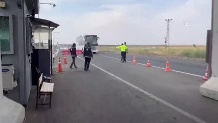 DİYARBAKIR - Göçmen kaçakçılığı yaptıkları iddiasıyla 11 şüpheli yakalandı