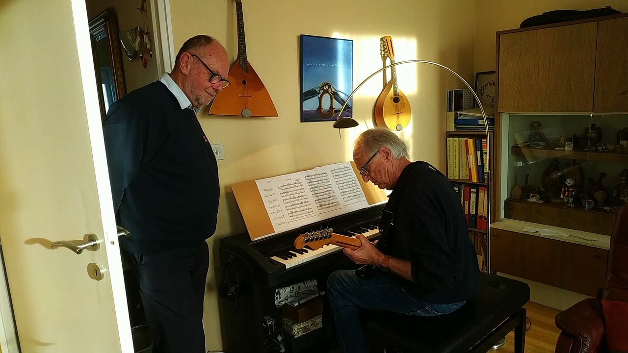 MUSIC AND FRIENDS (1)