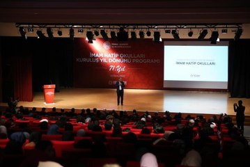 Başakşehir'de imam hatip okullarının kuruluş yıl dönümü etkinliği yapıldı