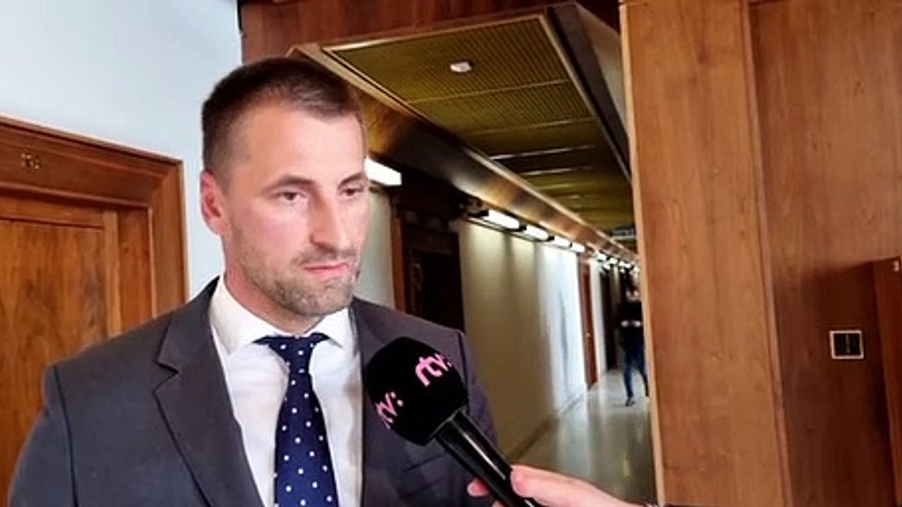 ZÁZNAM: Šéf FS J. Žežulka pred finančným výborom odmietol obvinenie z korupcie