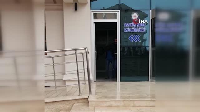 Konya haberleri | Konya'da çaldıkları kamyoneti parçalatamadan yakalandılar