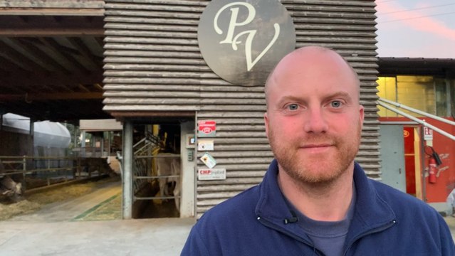 Alpage et robotique pour des Brunes hautes productrices en Italie