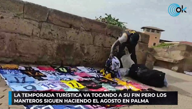 La temporada turística va tocando a su fin pero los manteros siguen haciendo el agosto en Palma