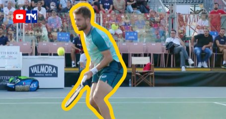 VIDEO: Italian fans didn't appreciate Moutet's magic in Naples!