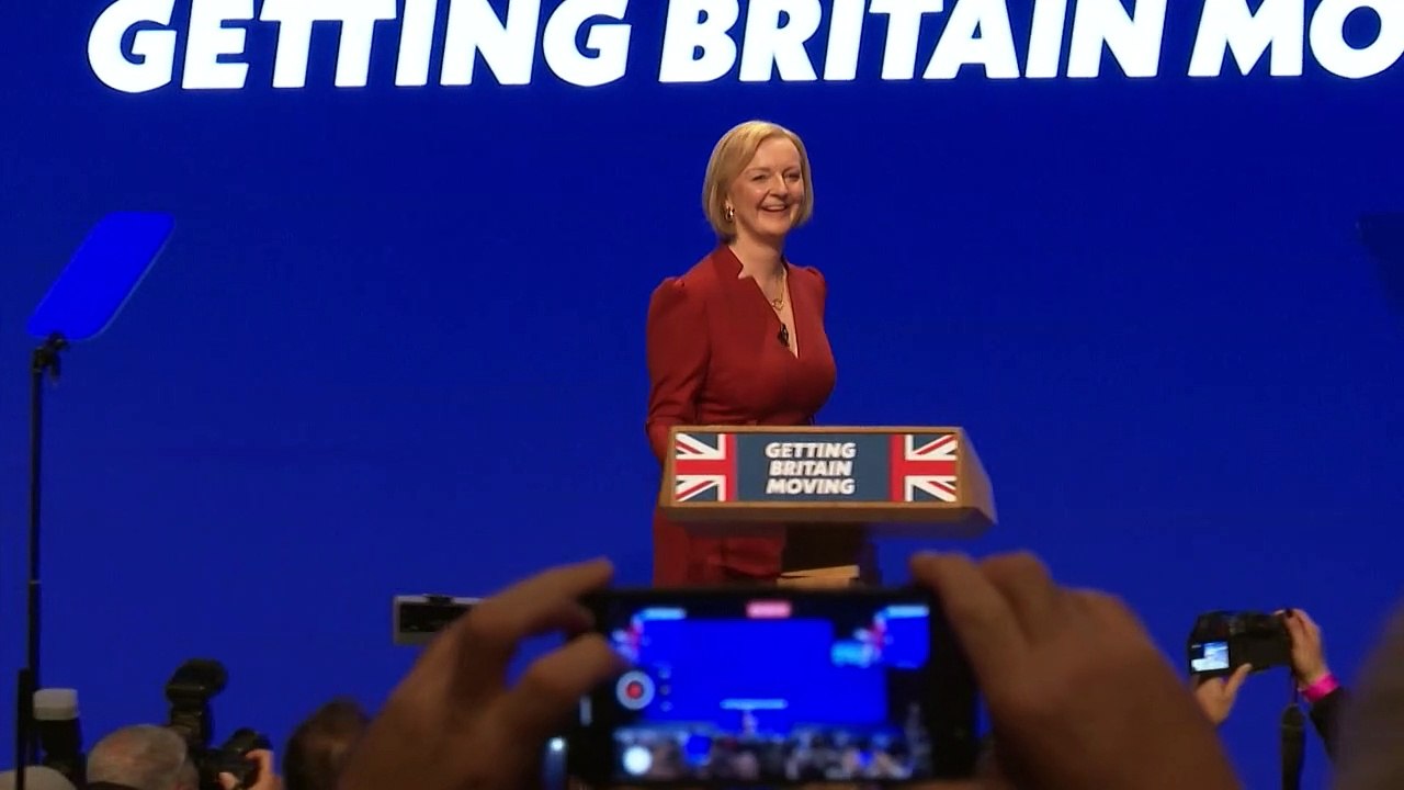 Liz Truss apresenta renúncia