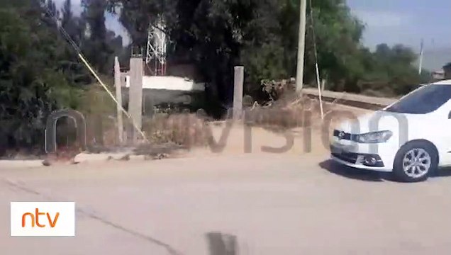 ¿Rutas alternas?: Por los bloqueos en las avenidas Blanco Galindo motorizados usaron las vías del tren