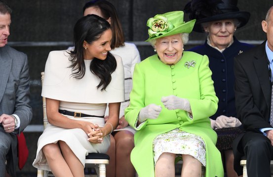 Meghan Markle relembra relacionamento com a rainha Elizabeth: 'Profunda gratidão'