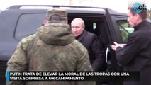 Putin trata de elevar la moral de las tropas con una visita sorpresa a un campamento