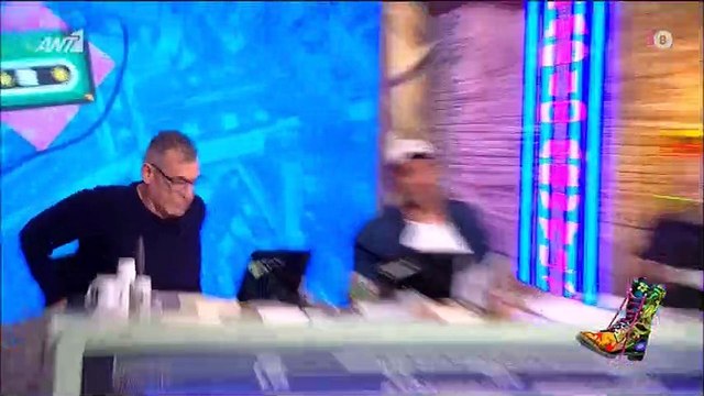 Ράδιο Αρβύλα: Ξέσπασε στον «αέρα» της εκπομπής του: «Τι ξεφτίλα είναι αυτή;»