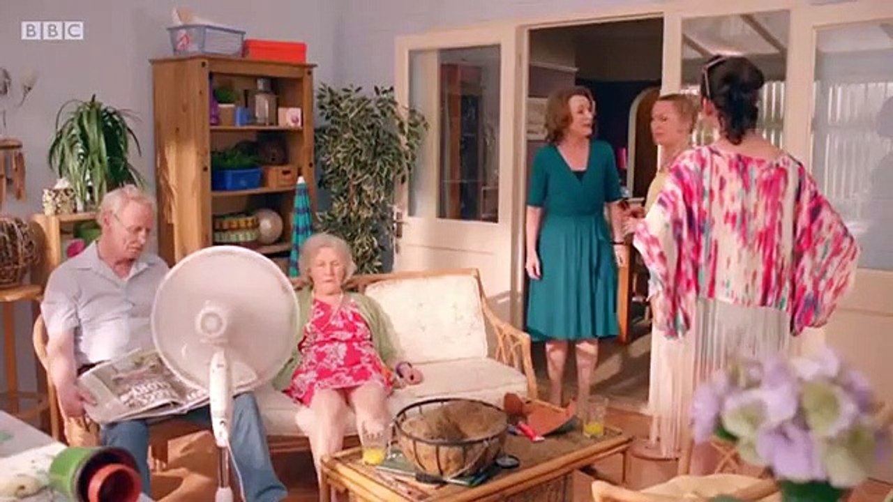 Mum - Se1 - Ep04 - August HD Watch HD Deutsch