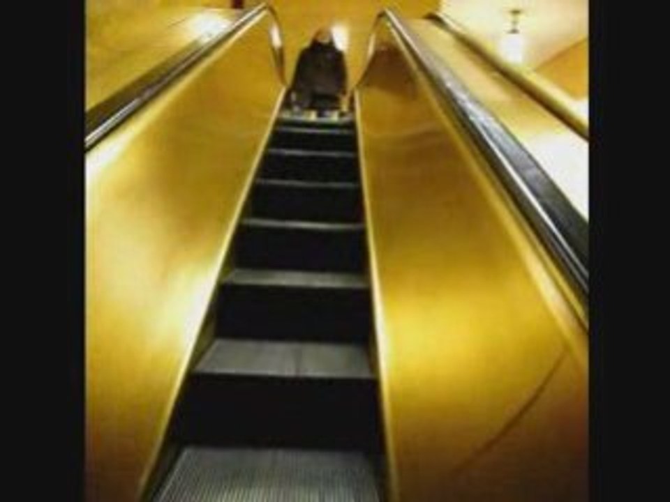 Mini escalator