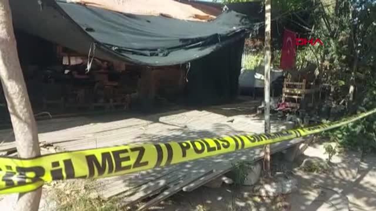 İZMİR'DE YALNIZ YAŞADIĞI BARAKASINDA BIÇAKLANARAK ÖLDÜRÜLDÜ