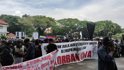 AKSI PARA AREK AREK MALANG (AREMA) TUNTUT KEADILAN 20 OKTOBER 2022