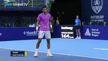 Anvers - Auger-Aliassime en vieux briscard face à Guinard