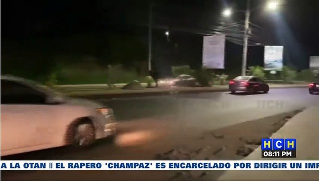 Choque contra una vaca deja pérdidas materiales en el Anillo Periférico de la capital