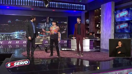 "Si hasta 'Kunno' lo puede hacer" conductor se burla de los bailes del influencer