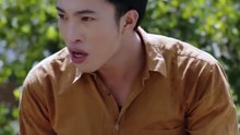 Quay lưng lại với chính ân nhân giúp đỡ và sự thật đằng sau