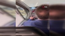 Dolmuş şoförü, para vermediğini iddia ettiği yolculara böyle küfür etti