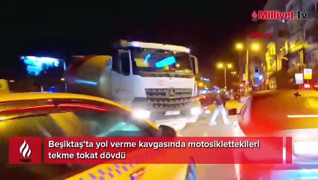 Beşiktaş’ta yol verme kavgasında motosiklettekileri tekme tokat dövdü