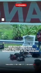 Bus rombongan SMK PGRI 1 Nganjuk yang akan menuju Bali mengalami insiden lalu lintas di Tol Jombang-Mojokerto KM 681+800 A