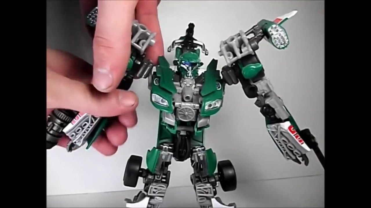 TRANSFORMERS: Dark Of The Moon Human Alliance ROADBUSTER Canadia' Reviewer TF Ep.35