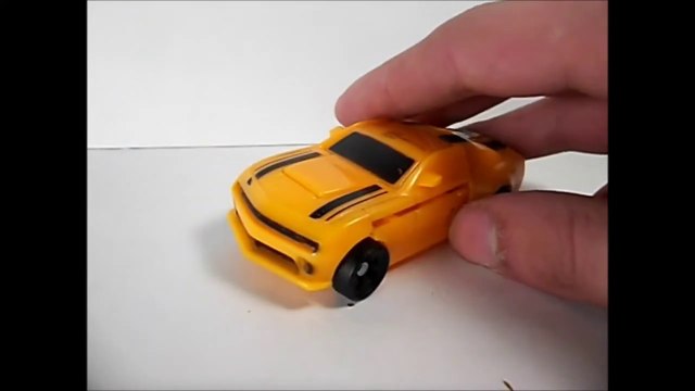 TRANSFORMERS: Knock Off BUMBLEBEE Canadia' Reviewer Ep.42