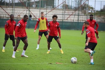 Trabzon haberi... Sivasspor, Trabzon maçının taktiğini çalıştı