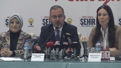Bakan Kasapoğlu: "Demokrasi bayrağı bizlere şehitlerden emanettir"